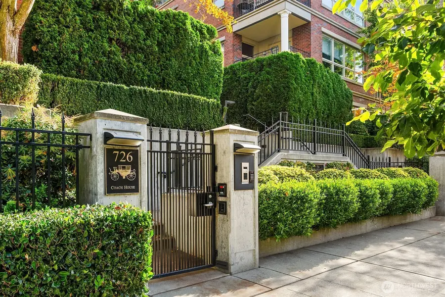 726 Boylston Avenue E #5, Seattle, WA 98102 - #2