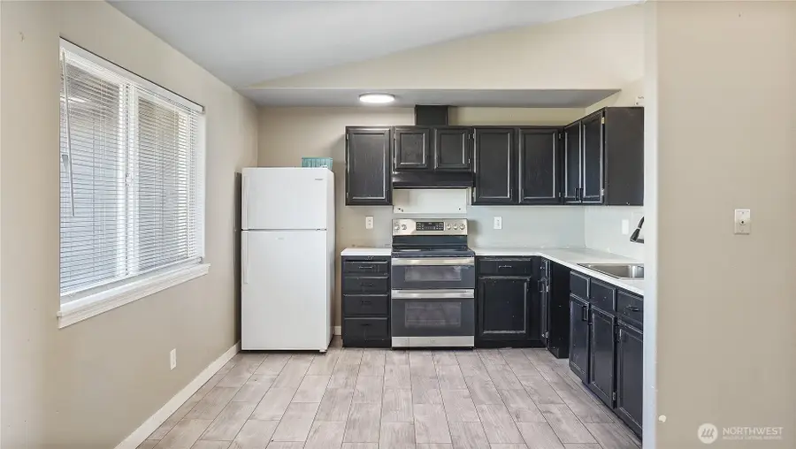 550 E Olympia Street, Othello, WA 99344 - #2