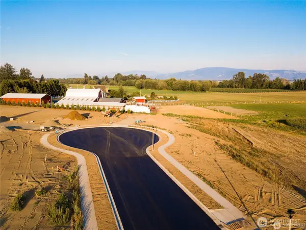 1595 Farmview Terrace, Lynden, WA 98264