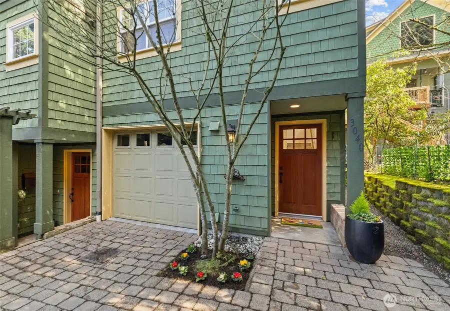 3040 Humes Place W, Seattle, WA 98119 - #3