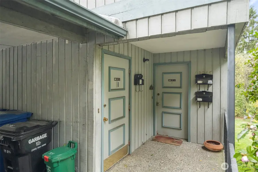 13215 35th Avenue Ne, Seattle, WA 98125 - #2