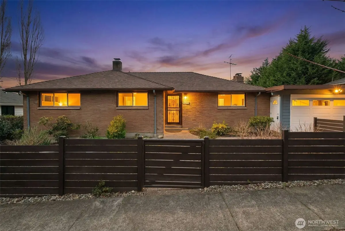 2539 30th Avenue S, Seattle, WA 98144 - #1