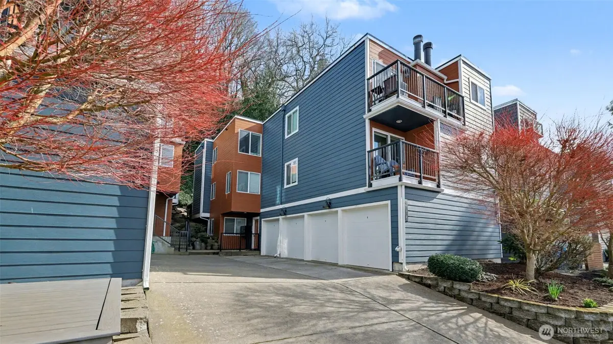 4116 58th Place Sw #A, Seattle, WA 98116 - #1