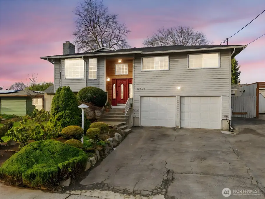 10606 Se 226th St, Kent, WA 98031 - #2