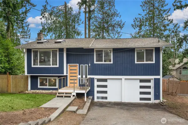 21239 NE 10th Place, Sammamish, WA 98074