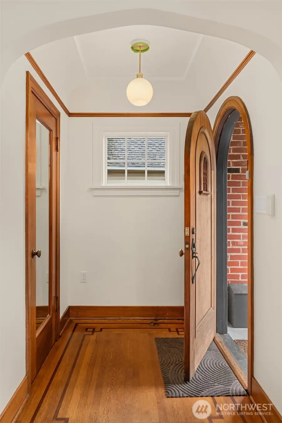 6756 17th Avenue Nw, Seattle, WA 98117 - #3