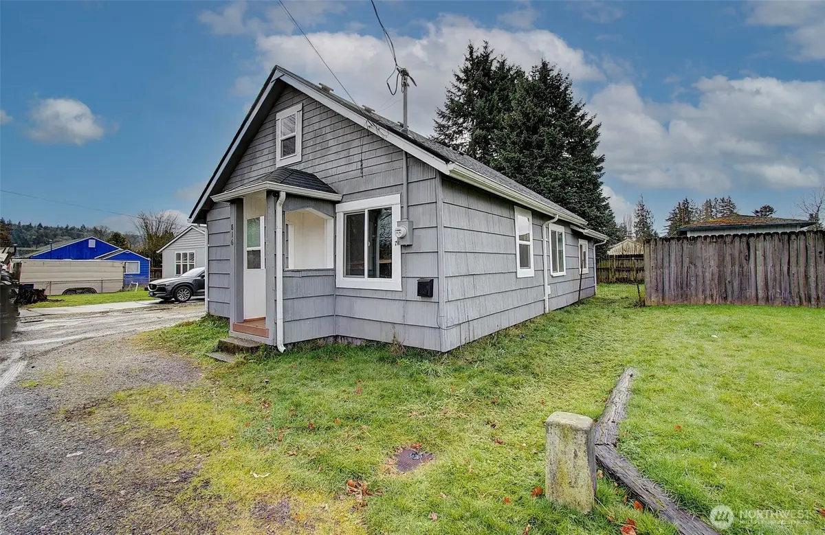 816 Coweeman Lane, Kelso, WA 98626 - #1