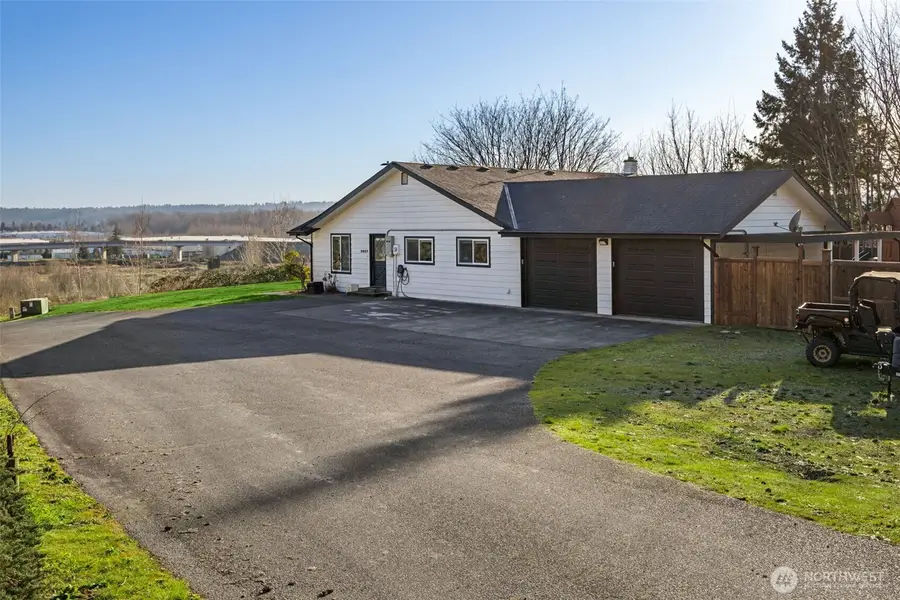 3827 90th Avenue E, Edgewood, WA 98371 - #3