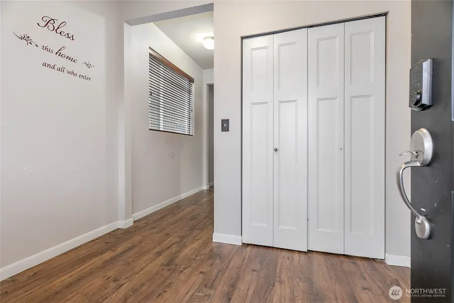 716 Brookstone Street, Mount Vernon, WA 98273 - #3