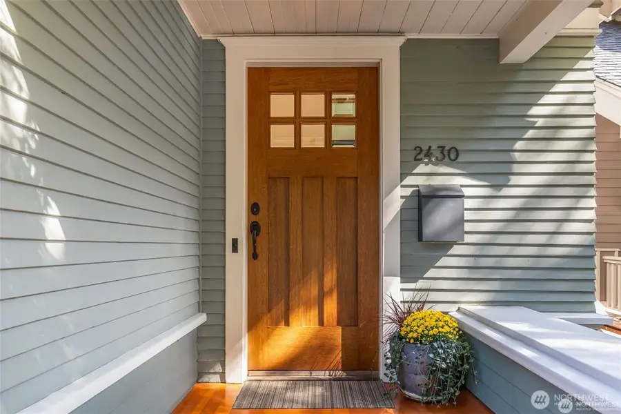 2430 8th Avenue W, Seattle, WA 98119 - #3