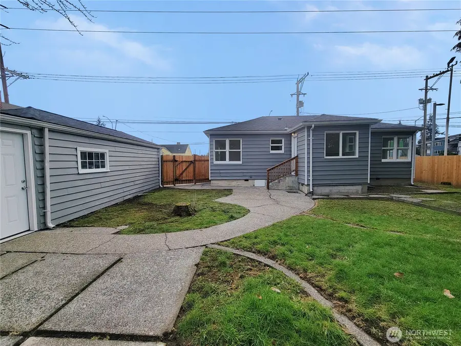 131 S 64th Street, Tacoma, WA 98408 - #2