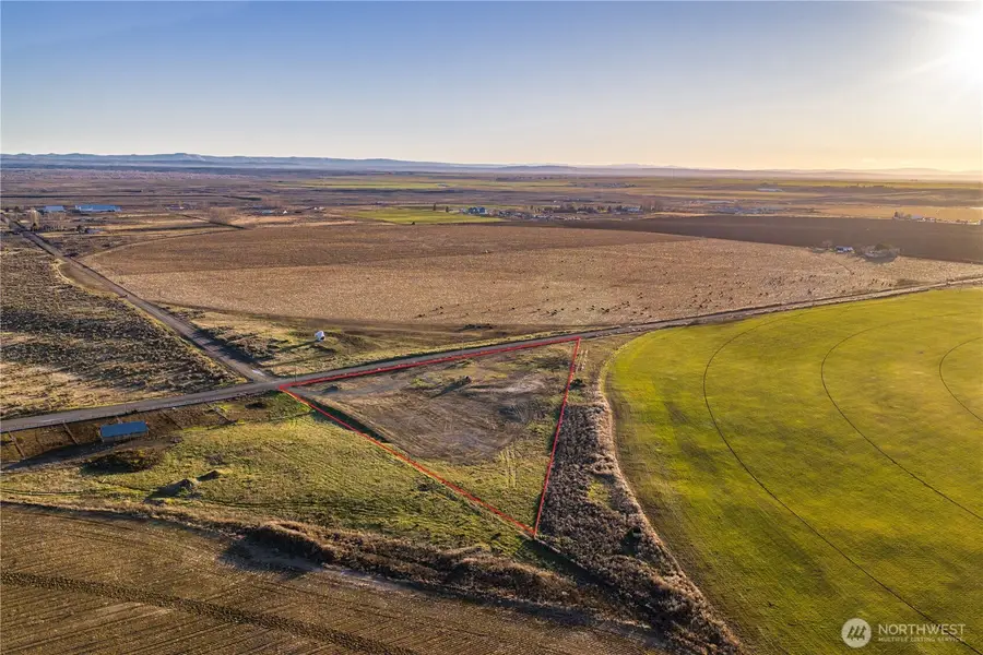 2 Mae Valley Road Ne, Moses Lake, WA 98837 - #2