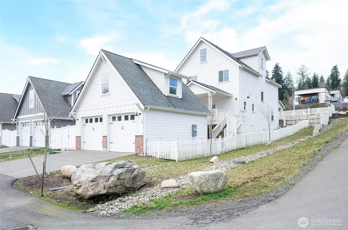 10 E Compass Lane, Allyn, WA 98524 - #1