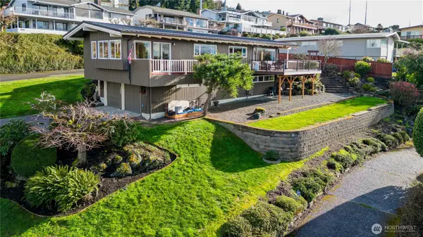 13635 SE 43rd Street, Bellevue, WA 98006