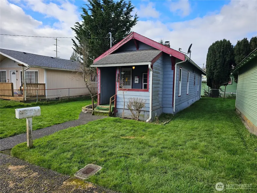417 Monroe Street, Hoquiam, WA 98550 - #2