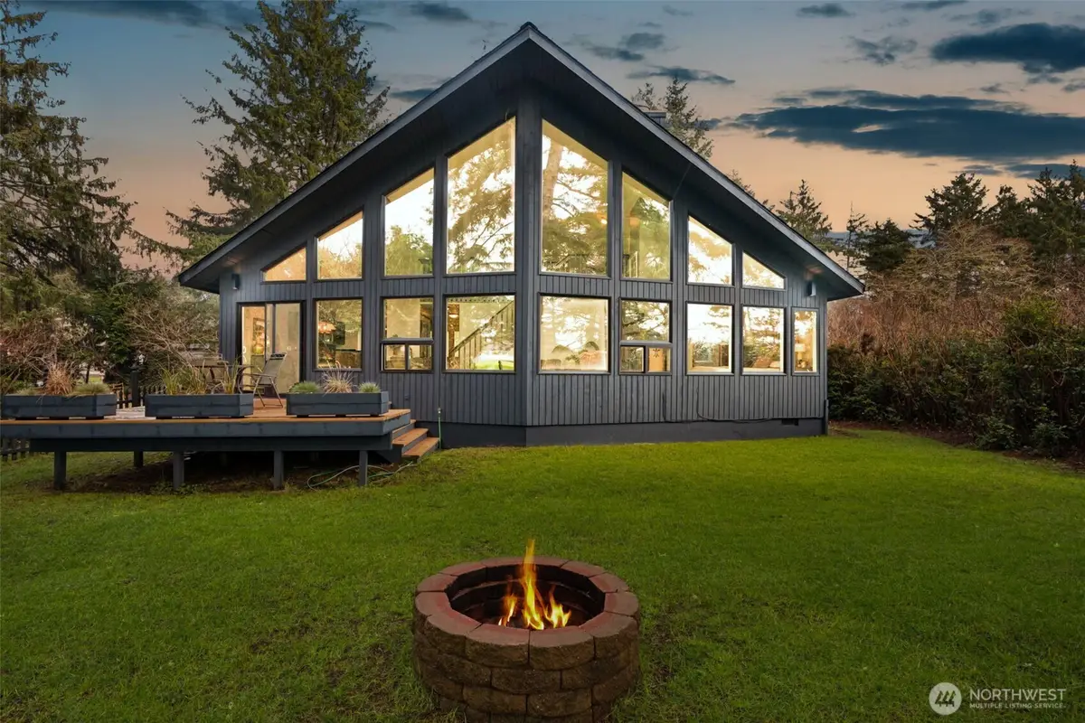 147 Octopus Avenue Ne, Ocean Shores, WA 98569 - #1