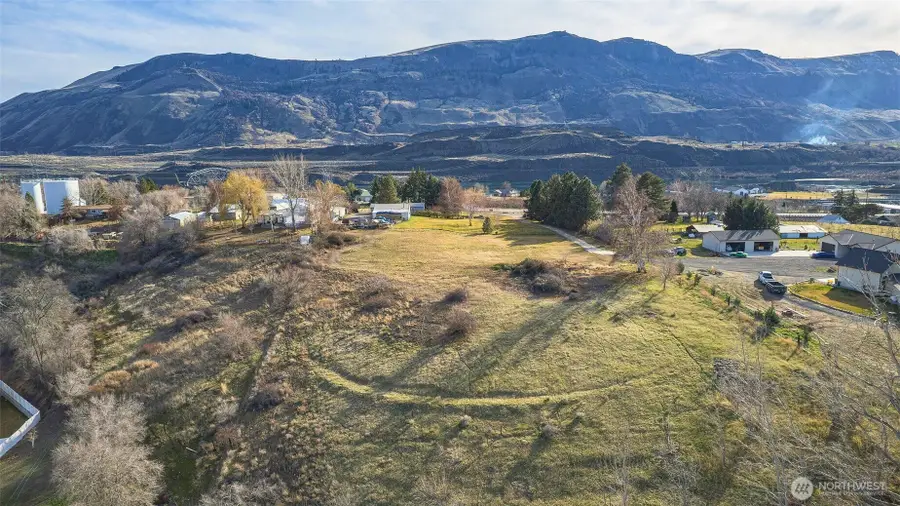 5541 Riverside Drive, Rock Island, WA 98850 - #3