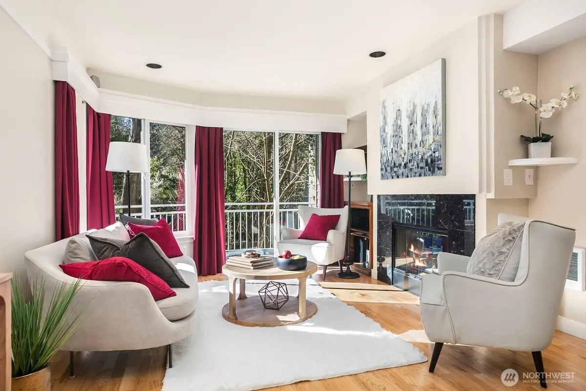 4309 34th Avenue W #103, Seattle, WA 98199 - #1