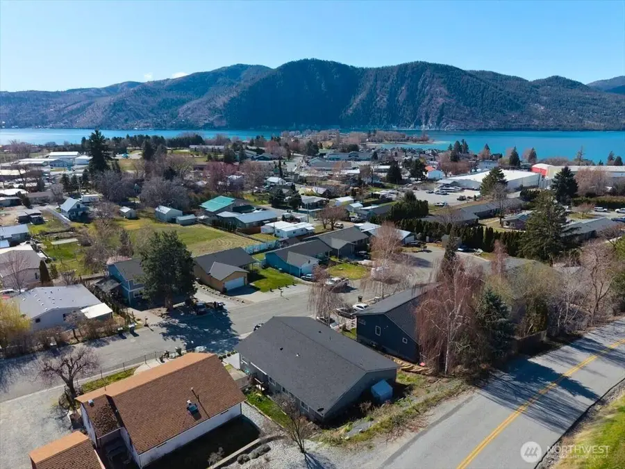 380 N Shore Court, Manson, WA 98831 - #3