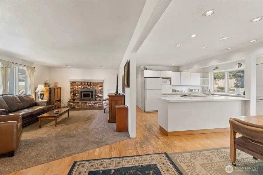 410 N Floral Avenue, Cle Elum, WA 98922 - #3