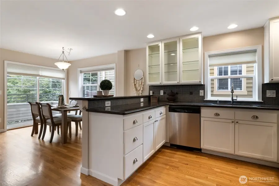 1512 NW 57th St #B, Seattle, WA 98107 - #3