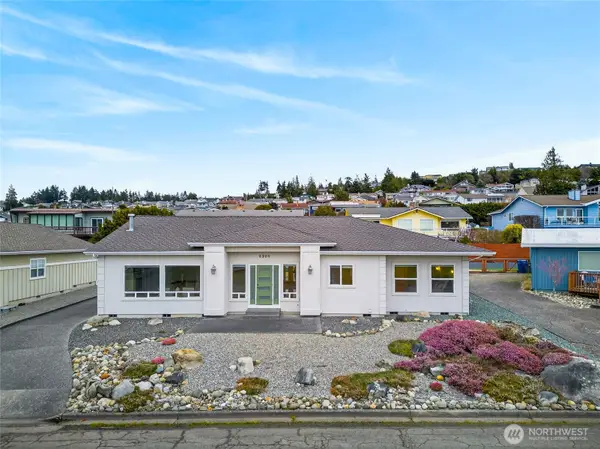 5208 Doon Way, Anacortes, WA 98221