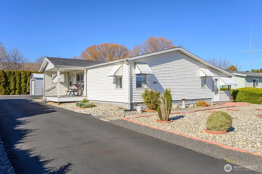 2361 Basin Street Nw #203, Ephrata, WA 98823 - #2