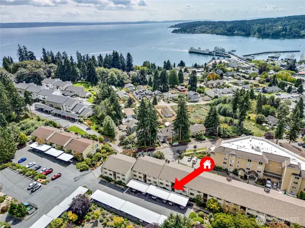 26425 Pennsylvania Avenue Ne #14, Kingston, WA 98346