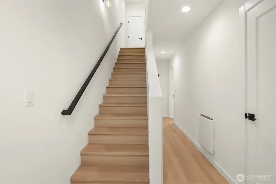 18011 2nd Avenue Ne #A, Shoreline, WA 98155 - #2