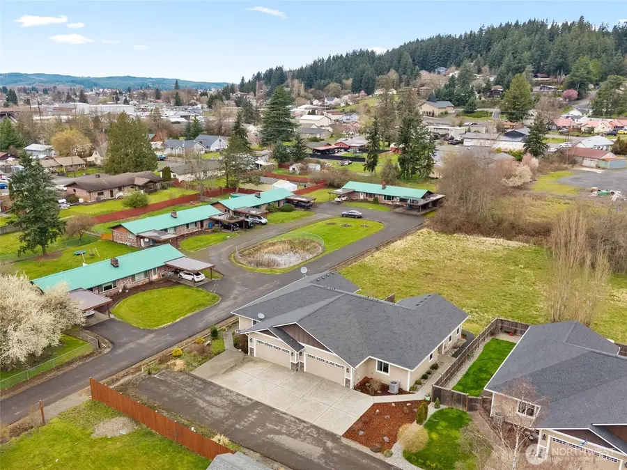 676 SW 20th Street #A, Chehalis, WA 98532 - #2