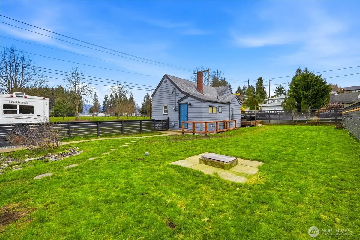 238 N Washington Avenue, Arlington, WA 98223 - #1