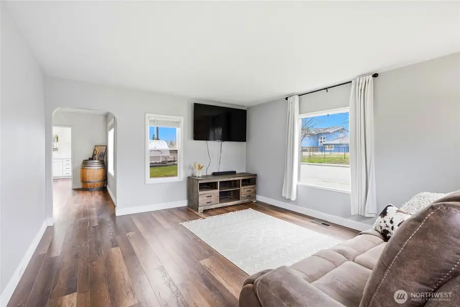 238 N Washington Avenue, Arlington, WA 98223 - #2