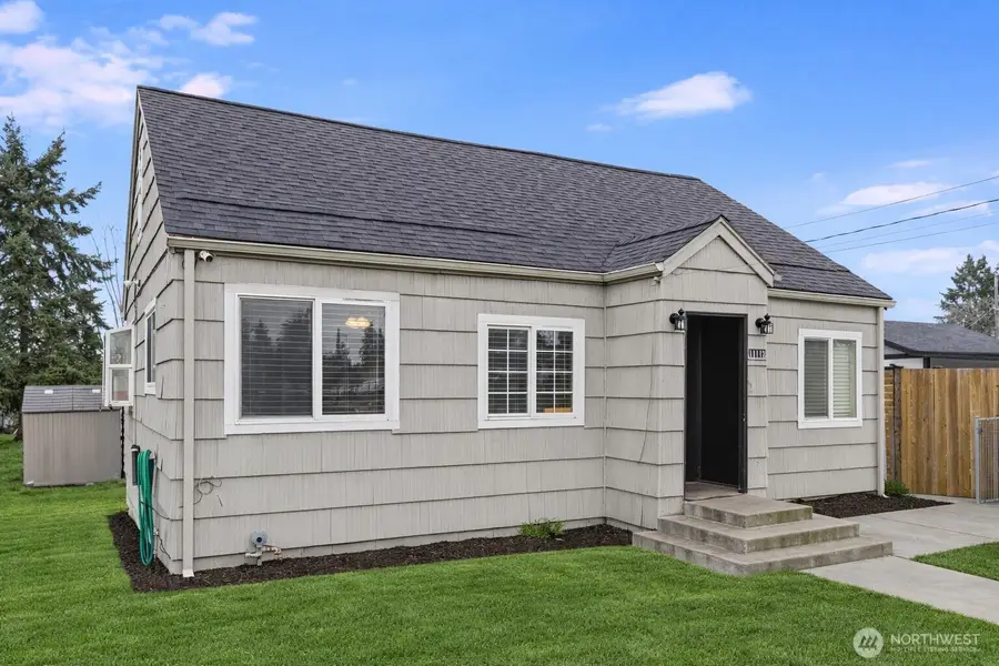 11112 9th Court S, Tacoma, WA 98444 - #3