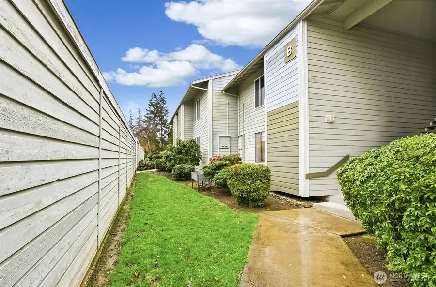 14401 SE Petrovitsky Road #B102, Renton, WA 98058 - #2