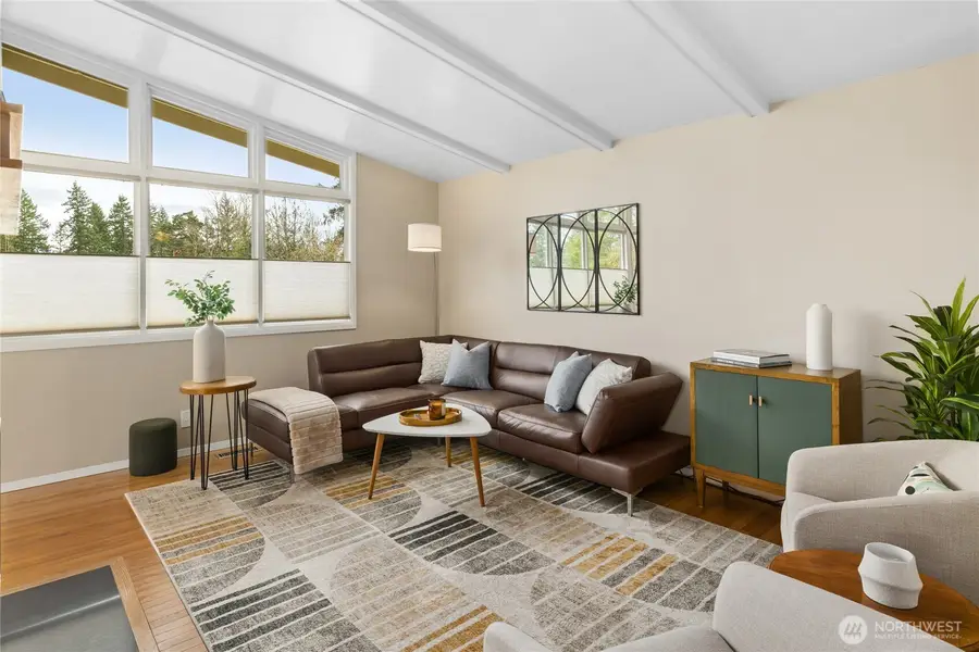 1015 170th Place Ne, Bellevue, WA 98008 - #2