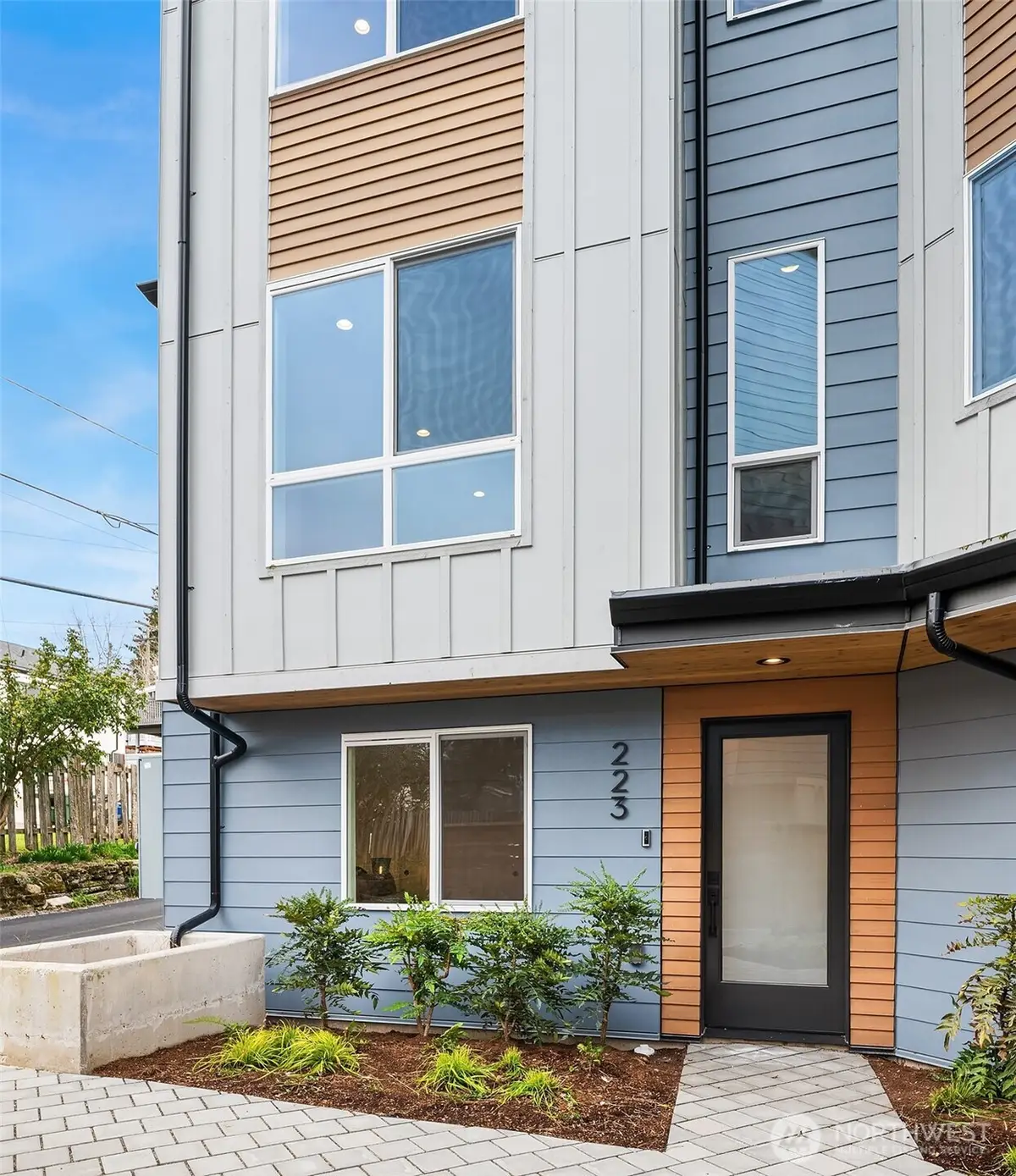223 NE 75th Street, Seattle, WA 98115 - #1