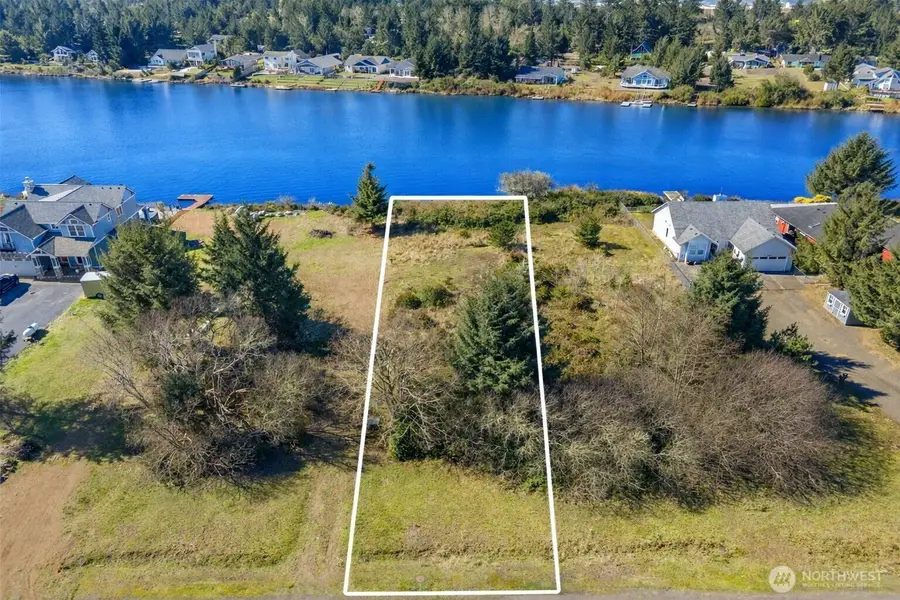 599 E Chance A La Mer Ne, Ocean Shores, WA 98569 - #3