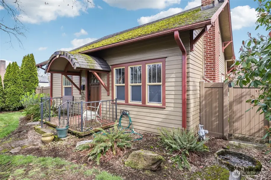 3315 G Street, Vancouver, WA 98663 - #2