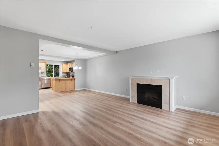 1814 I Street Ne #202, Auburn, WA 98002 - #3