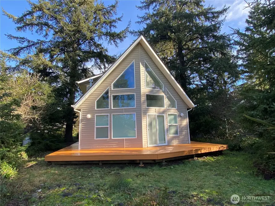 169 Octopus Avenue Ne, Ocean Shores, WA 98569 - #2