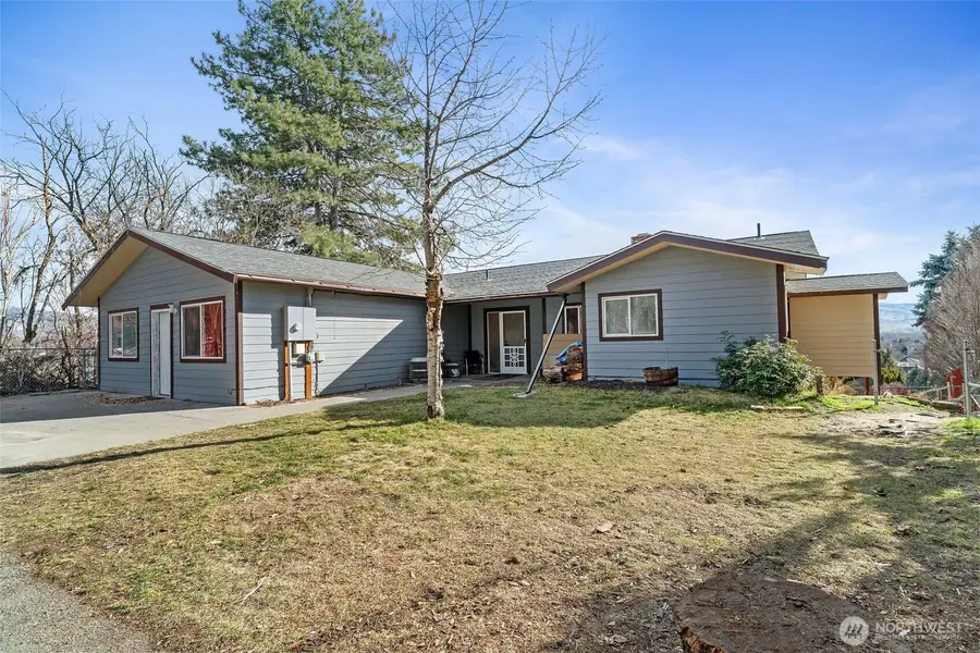 514 N Ash Street, Omak, WA 98841 - #3