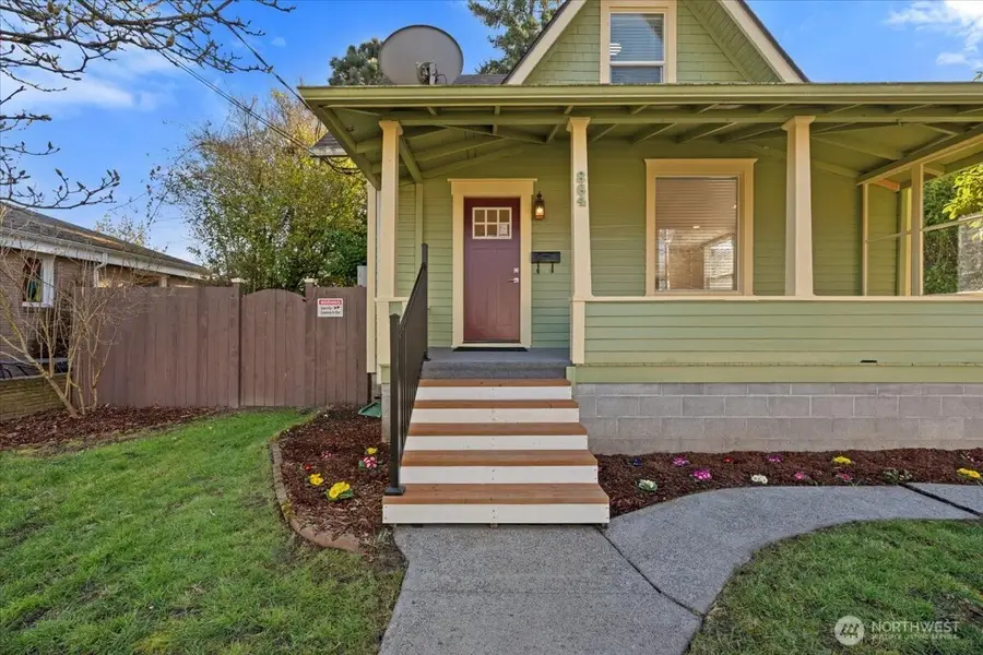 864 S 48th Street, Tacoma, WA 98408 - #2