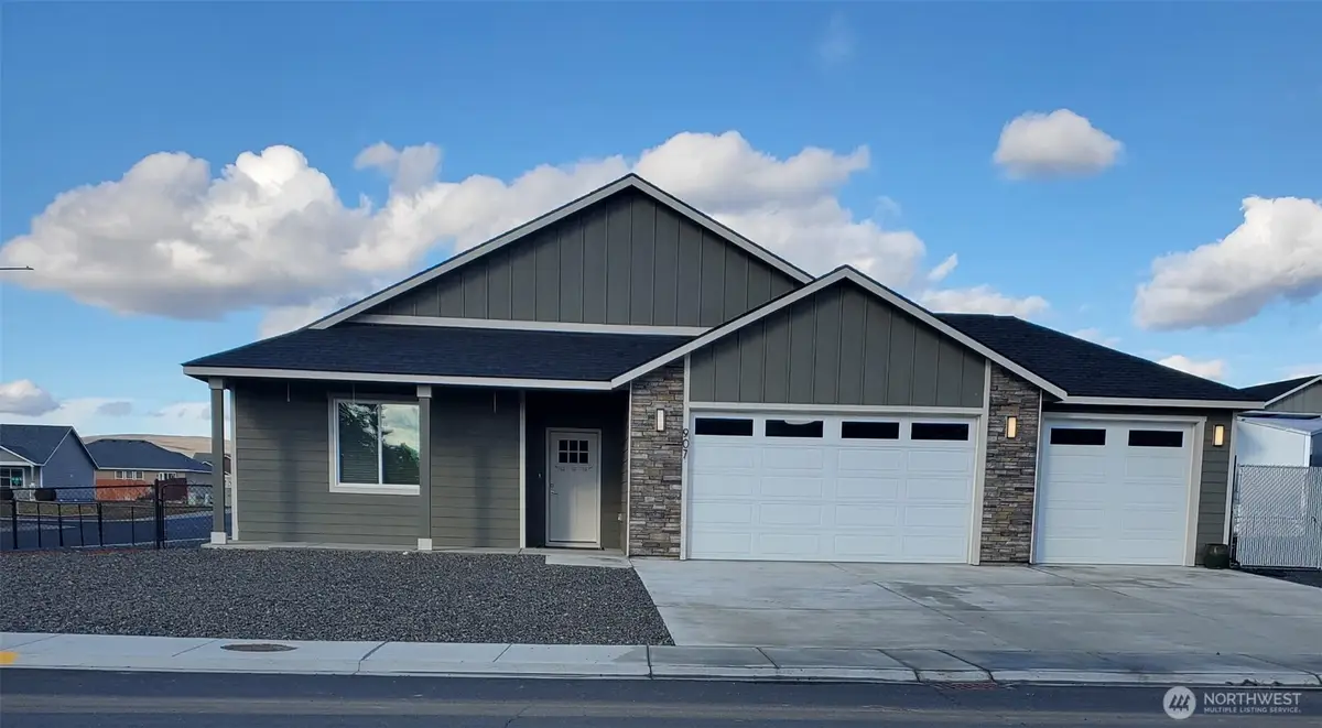 907 NE 5th Avenue, Ephrata, WA 98823 - #1