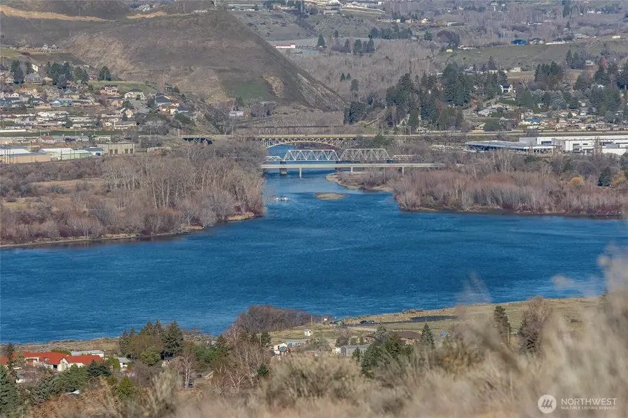 621 Upper Daniels Drive, East Wenatchee, WA 98802 - #2