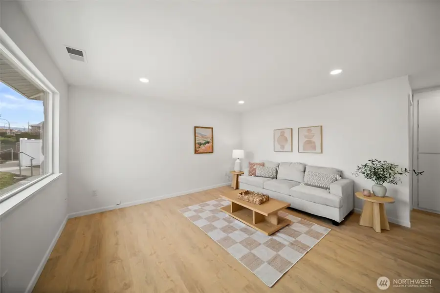 100 Simon Street #13, East Wenatchee, WA 98802 - #2