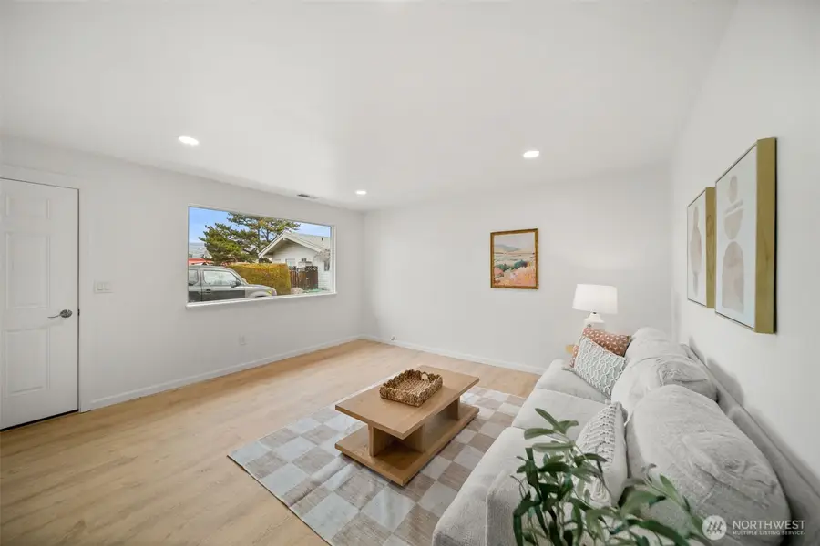 100 Simon Street #13, East Wenatchee, WA 98802 - #3