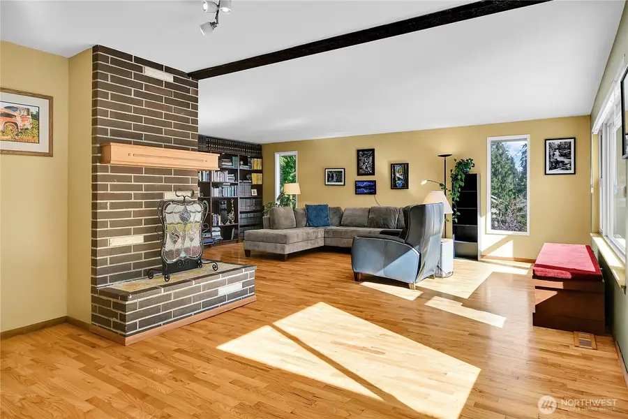 18722 56th Avenue Ne, Kenmore, WA 98028 - #2