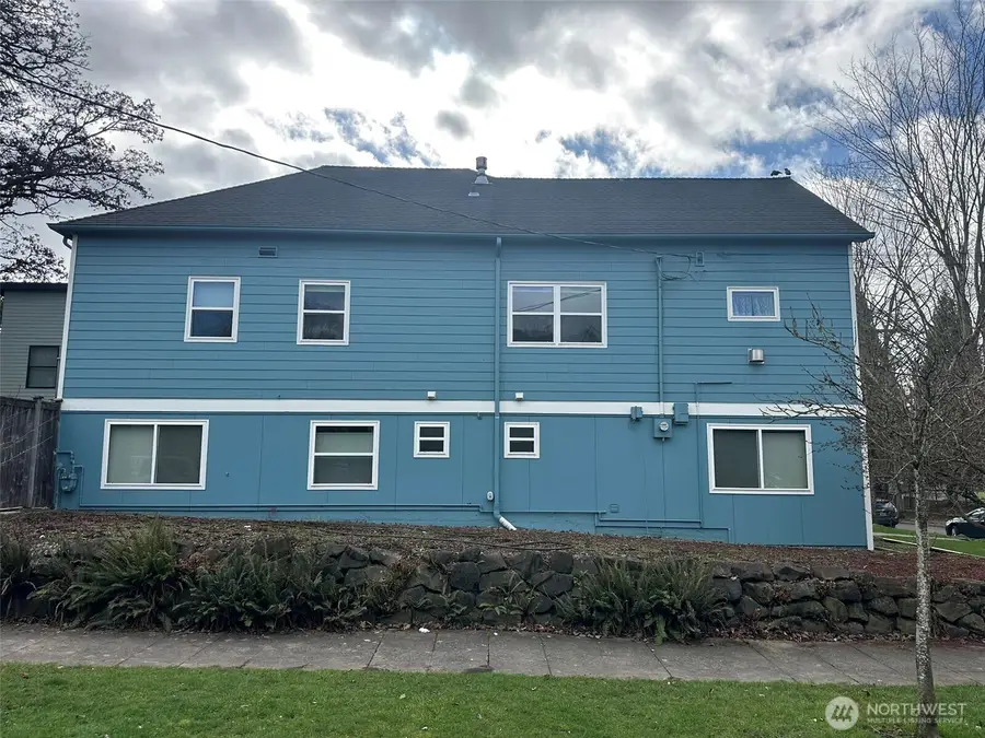 234 21st Avenue E, Seattle, WA 98112 - #2