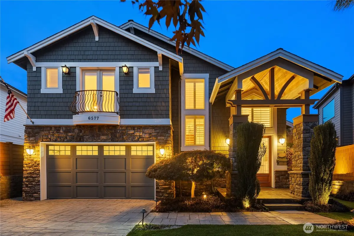 6577 102nd Avenue Ne, Kirkland, WA 98033 - #1