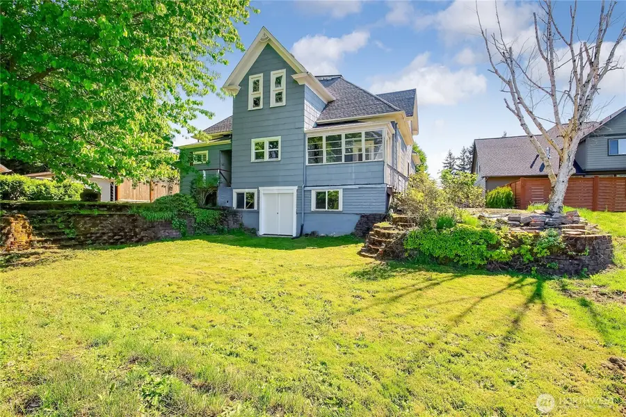 414 Sumner Avenue, Sumner, WA 98390 - #2